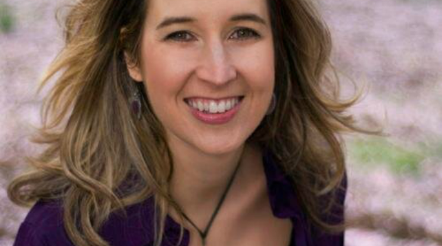 Outlander Cast Chats w/Making Of Outlander author: Tara D. Bennett – Episode 73
