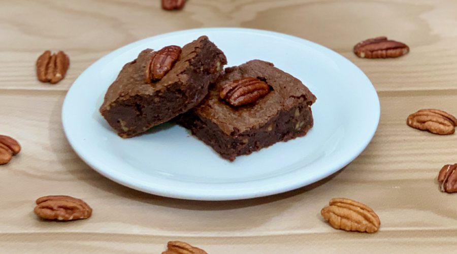 Candied Pecan Brownies plated closeup, ja-brownies